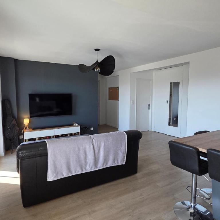 T3 neuf, 2 balcons, clim, garage, vue dégagée - Apartment mit 2 Schlafzimmern - 4