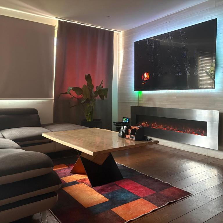 appartement moderne et spacieux, parking privé, climatisation, proche de la vieille ville et du Lac - Appartement 1 Chambre - 15