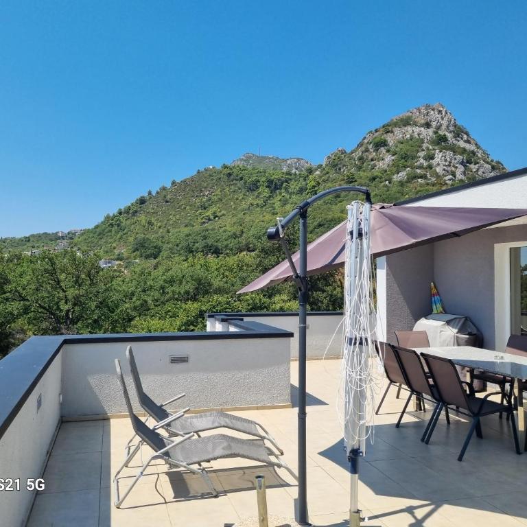 Apartmani Sutomore Tri Palme - Four-Bedroom Penthouse Apartment - 14