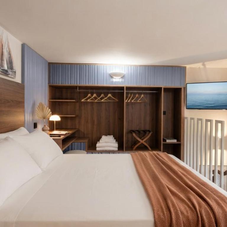 Agape Luxury Rooms and Apartment - Camera Quadrupla Premium - 9