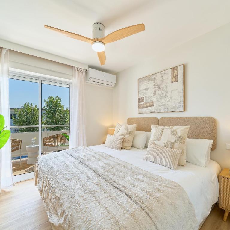 Seaside Townhouse La Cala de Mijas, 4 Bedrooms, 4 Bathrooms, Sleeps 8, Terrace, BBQ, WiFi - Casa de 4 dormitorios - 20