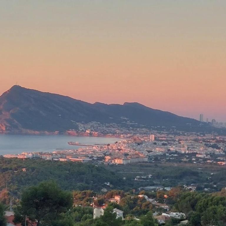 Duplex Penthouse overlooking the bay of Altea - Apartamento de 2 dormitorios - 40