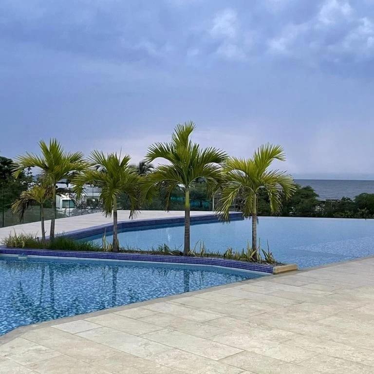 View and direct access to the sea - Apartamento de 1 dormitorio - 20