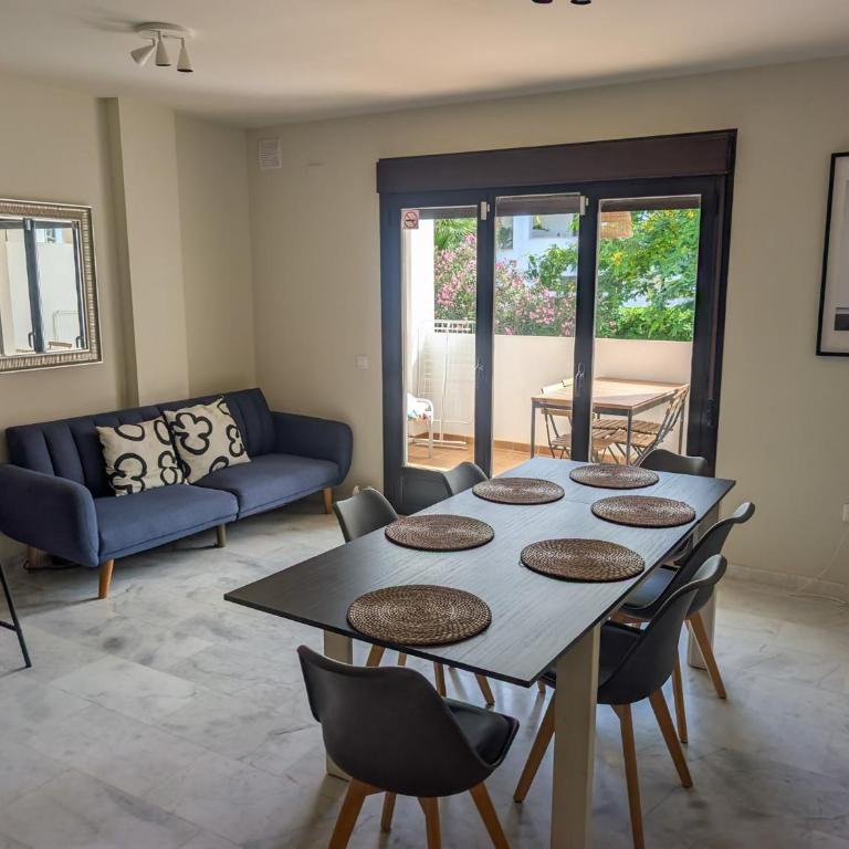 Casa Sur: Spacious & stylish 4BR by the sea - Maison 4 Chambres - 37