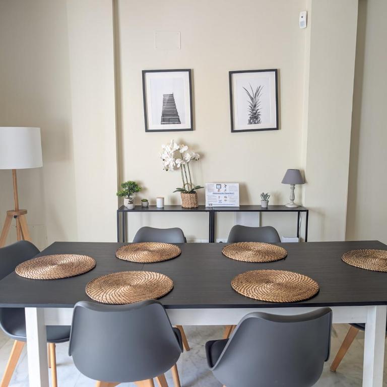 Casa Sur: Spacious & stylish 4BR by the sea - Maison 4 Chambres - 40