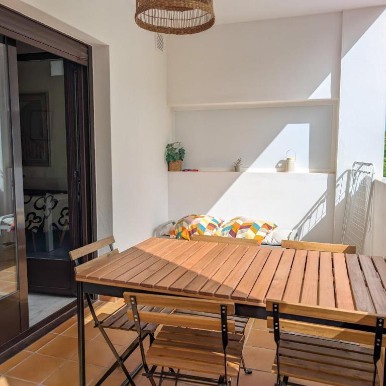 Casa Sur: Spacious & stylish 4BR by the sea - Maison 4 Chambres - 45
