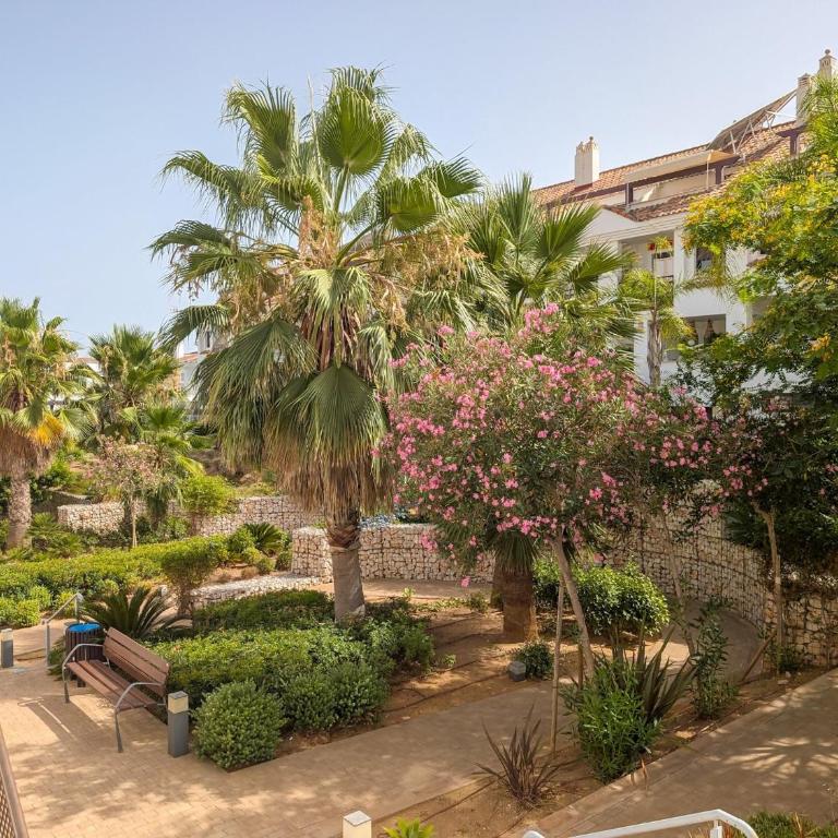 Casa Sur: Spacious & stylish 4BR by the sea - Maison 4 Chambres - 47