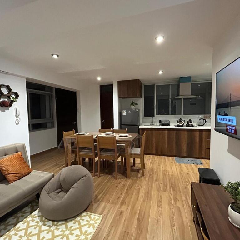 Modern apartment in Cusco - Kitchen, Washer and TV - Two-Bedroom Apartment - 4