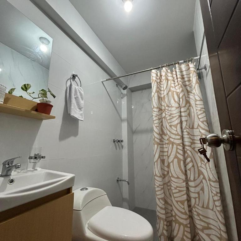 Modern apartment in Cusco - Kitchen, Washer and TV - Two-Bedroom Apartment - 19