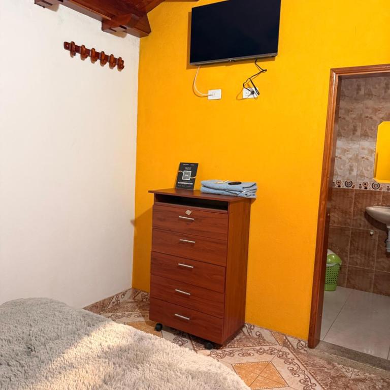 Hospedaje Rodal - Habitación Individual Superior - 1