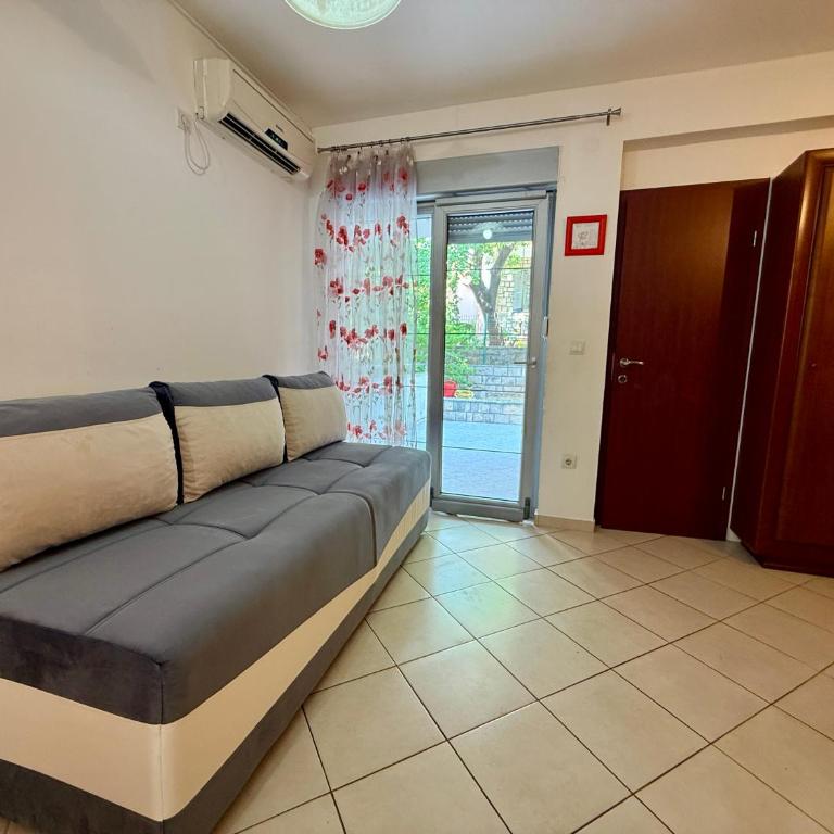 Makki Apartment Petrovac - Apartman sa 2 Spavaće Sobe - 9