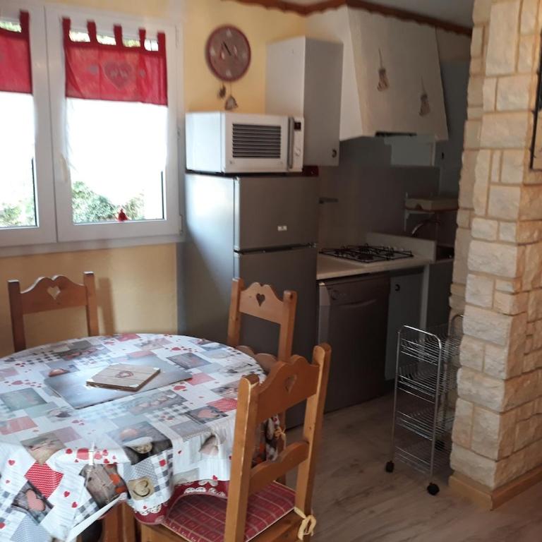Chalet Le Belledonne - Two-Bedroom Apartment - 6