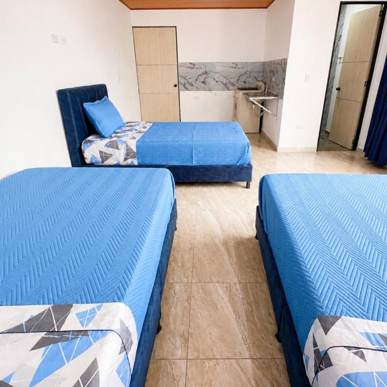 Cachipay Hospedaje - Habitación Triple con baño privado - 2