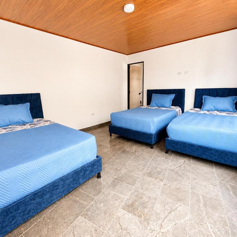 Cachipay Hospedaje - Habitación Triple con baño privado - 1