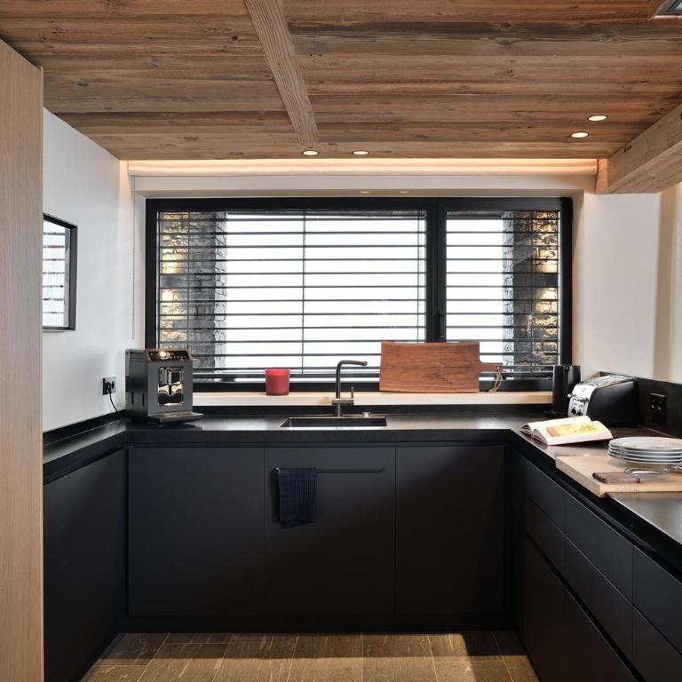 Homency - Chalet White Stone Neige et Soleil - Three-Bedroom Deluxe Apartment - 3