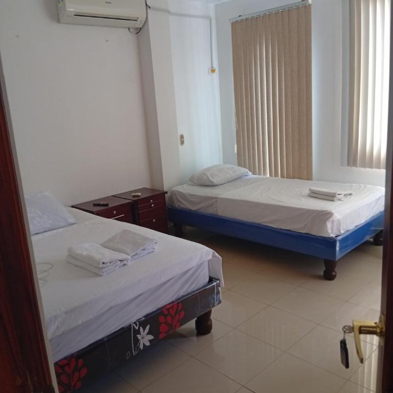 Hostal Oasis - Habitación Doble - 2 camas - 1