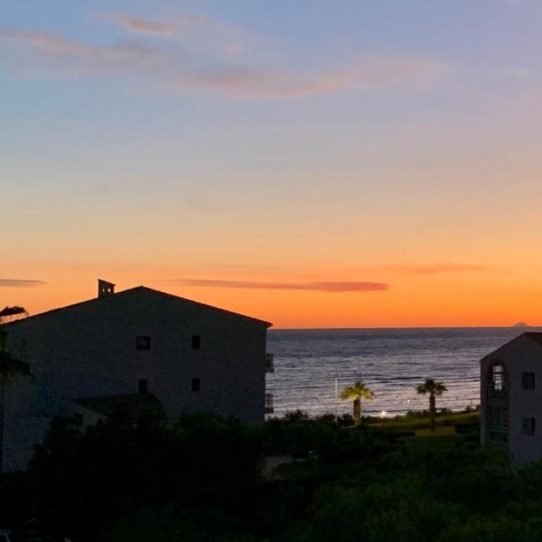 La Coudoulière, vue mer, plage à pied et parking - Appartement 2 Chambres - 10