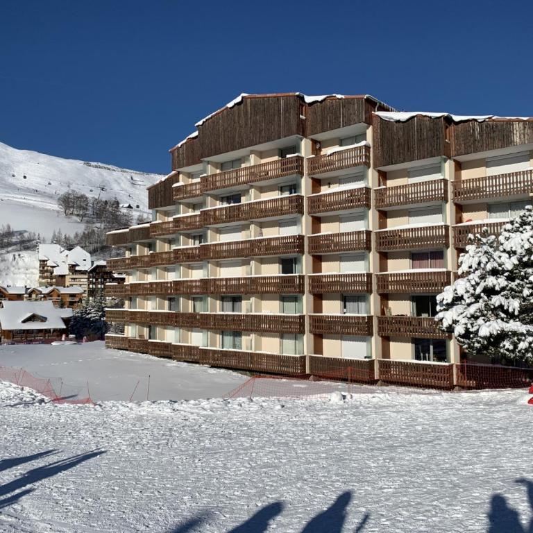 Studio Premium pied piste Belle ETOILE, Parking INCLUS - Studio with Mountain View - 4