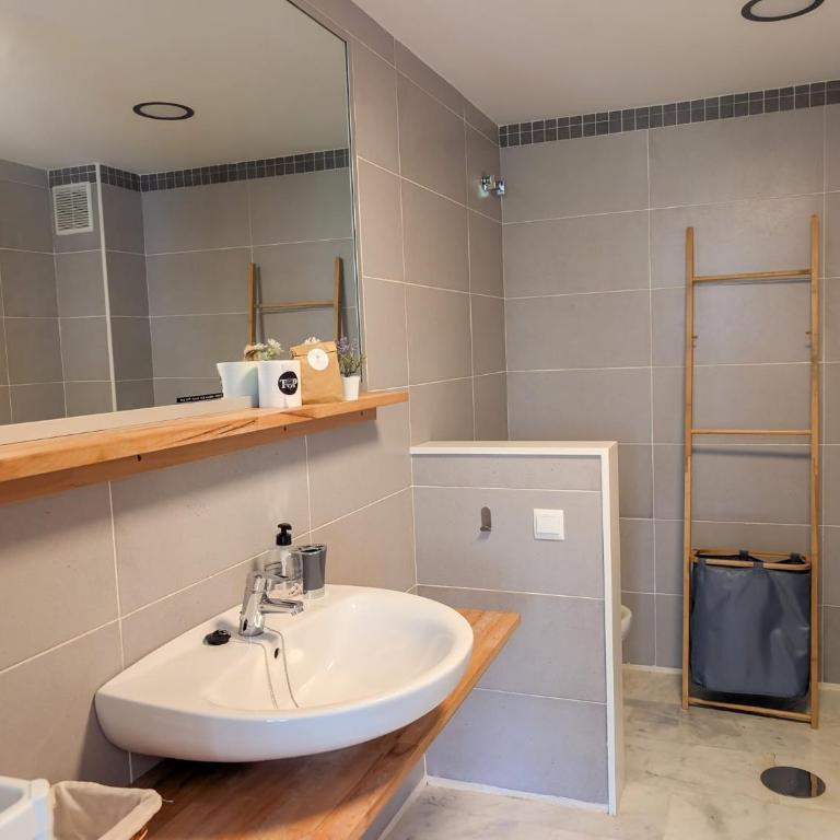 Casa Sur: Spacious & stylish 4BR by the sea - Maison 4 Chambres - 35