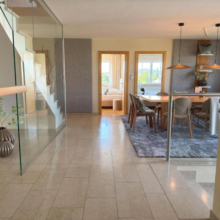 "GLÜCKSMOMENT" - Premium Apartments Seekirchen, beeindruckende Ferienwohnung mit gemeinsam genutzter Poolarea - Apartment - 2