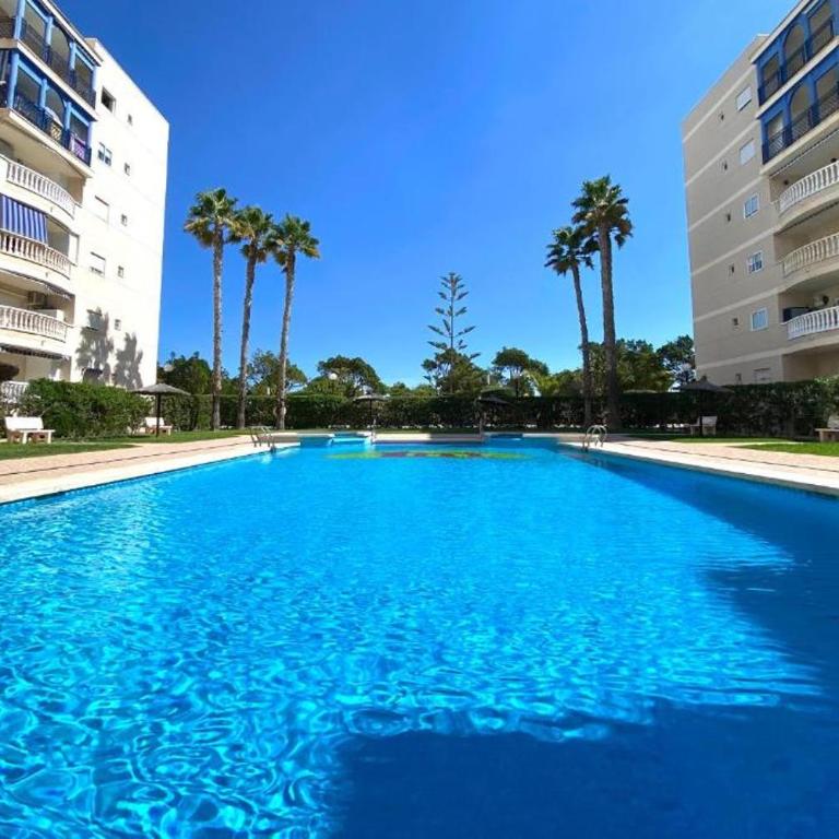 Sunshine Views - Two-Bedroom Apartment - 4