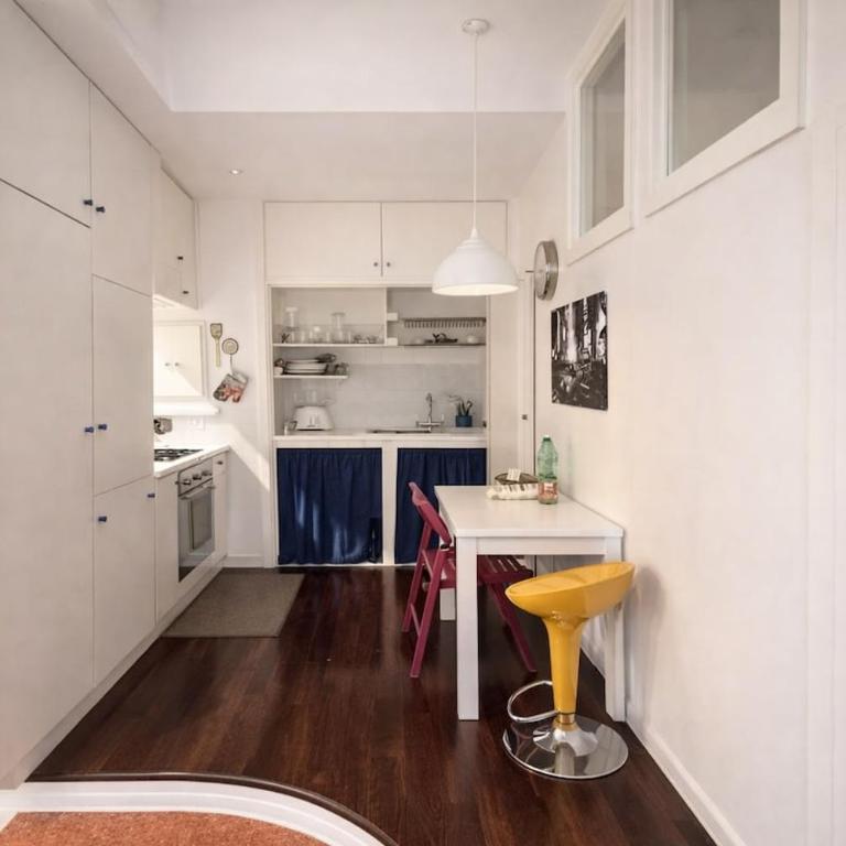 Bright flat for 5, metro 7 min, Appia Antica - Appartamento con 2 Camere da Letto - 6