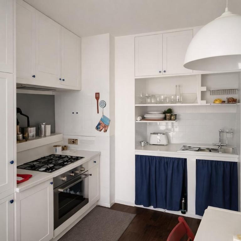 Bright flat for 5, metro 7 min, Appia Antica - Appartamento con 2 Camere da Letto - 8
