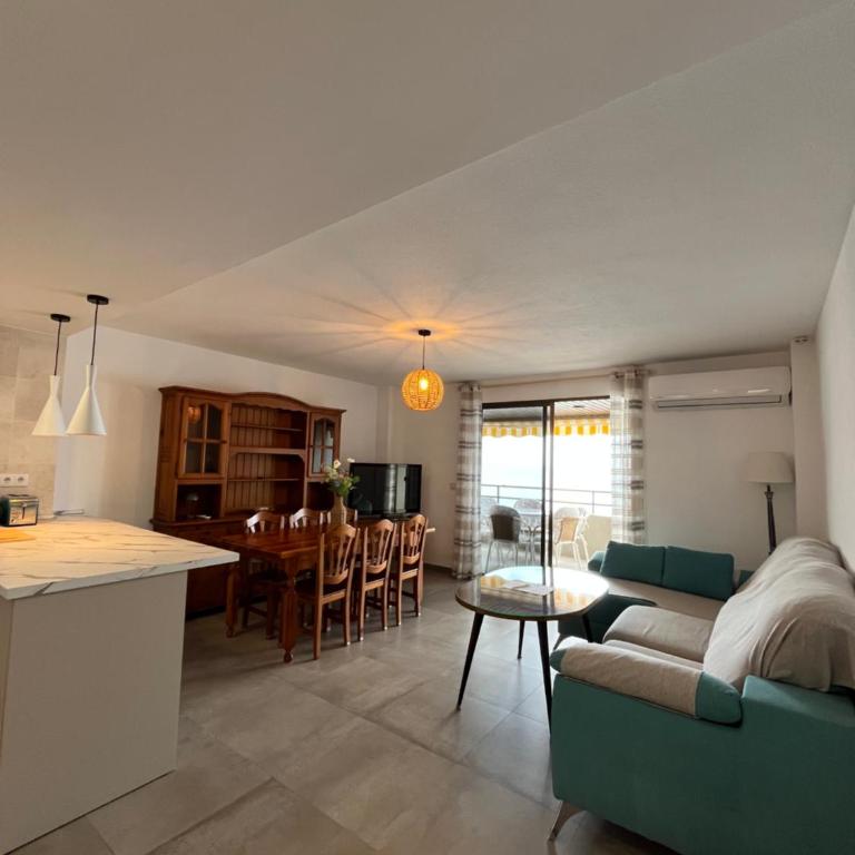Apartamento Rosa María con vistas al mar - Apartamento de 3 dormitorios - 10