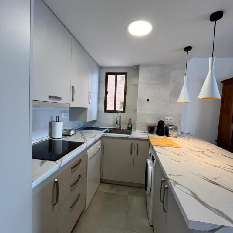 Apartamento Rosa María con vistas al mar - Apartamento de 3 dormitorios - 12