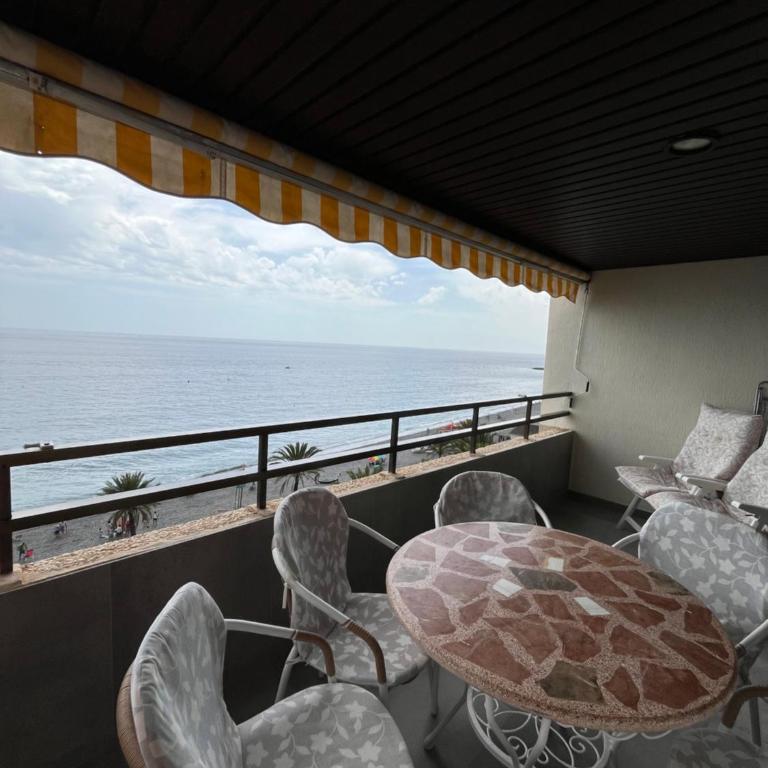 Apartamento Rosa María con vistas al mar - Apartamento de 3 dormitorios - 14