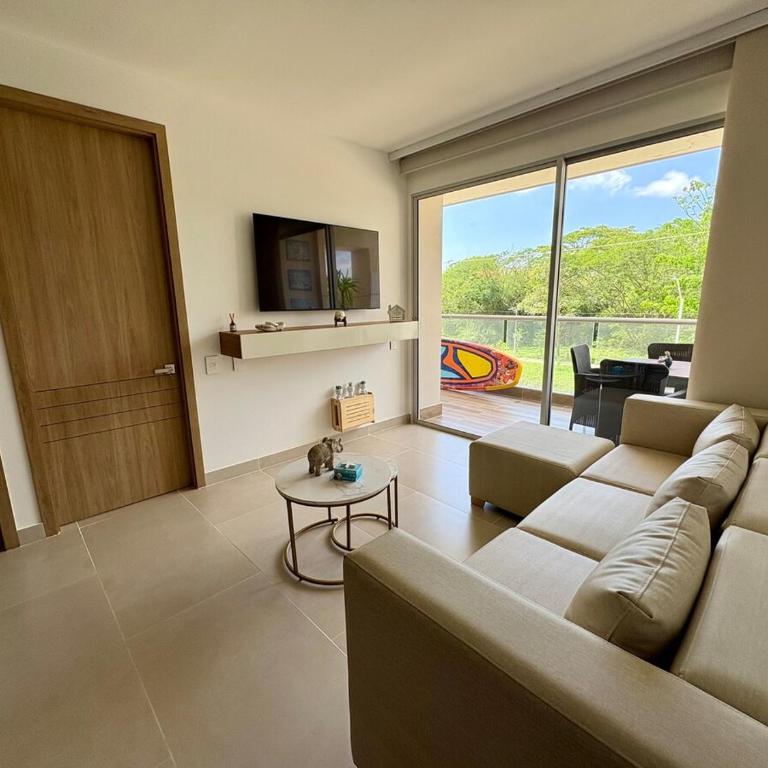Amplio apartamento para 6 con piscina y playa en Baía Kristal - Two-Bedroom Apartment - 8