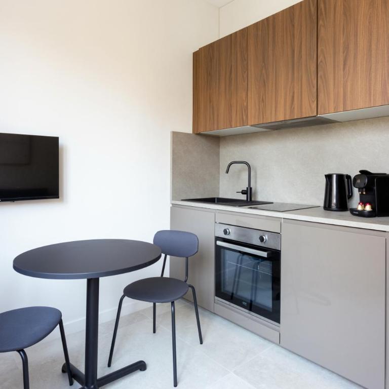 Palais Escurial - Suites - Studio avec Canapé-Lit - 3