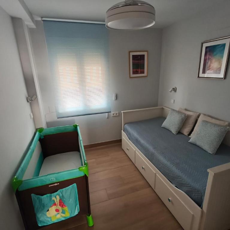 IDEAL FAMILIAS - Apartamento de 3 habitaciones completamente renovado - Apartment mit 3 Schlafzimmern - 39