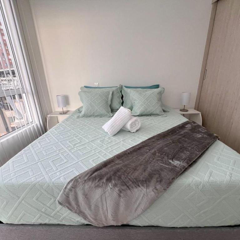 Apartamento con parqueadero zona cable y estadio - Apartamento de 3 dormitorios - 2