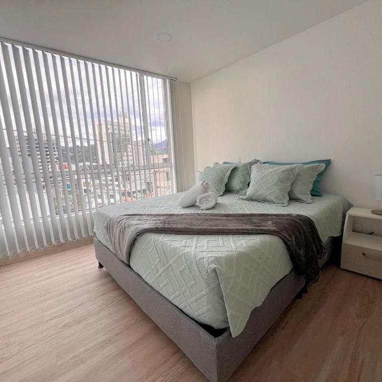 Apartamento con parqueadero zona cable y estadio - Apartamento de 3 dormitorios - 23
