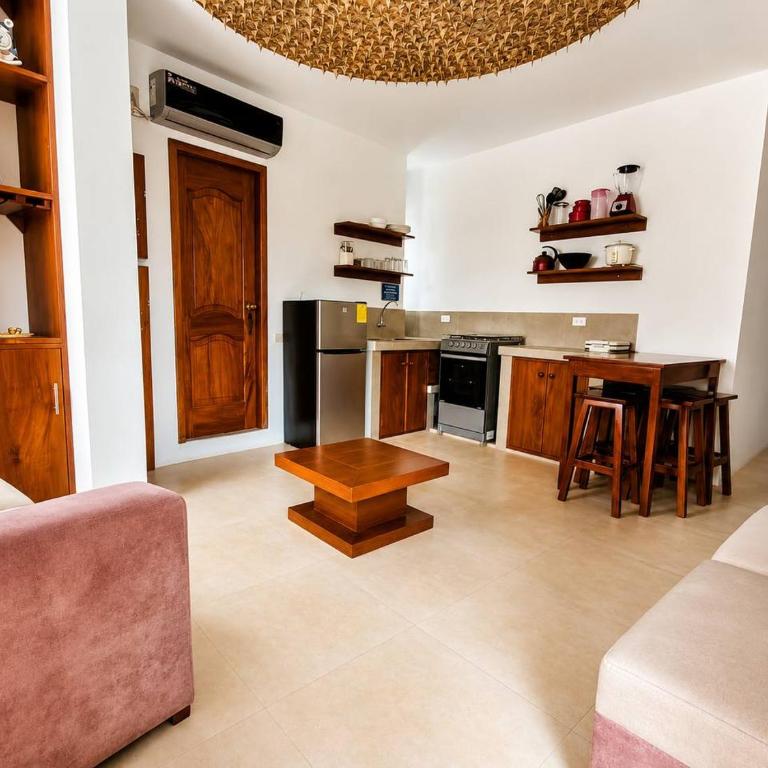 Ocean View Apartment with Private Balcony Near the Beach - Apartamento de 2 dormitorios con balcón y vistas al mar - 2