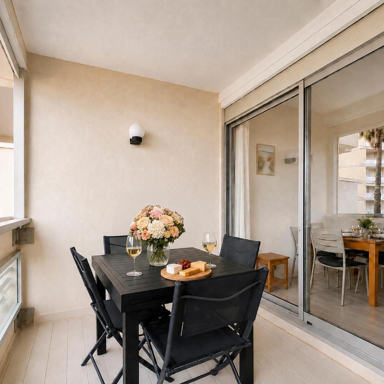 T2 charmant à Canet avec parking et balcon vue mer - Two-Bedroom Apartment - 1