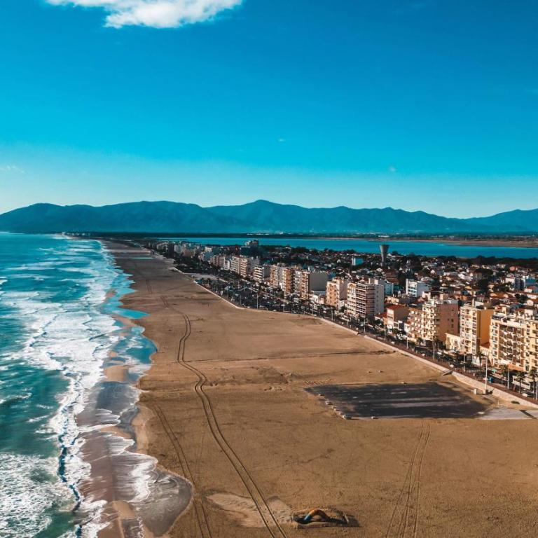T2 charmant à Canet avec parking et balcon vue mer - Two-Bedroom Apartment - 17