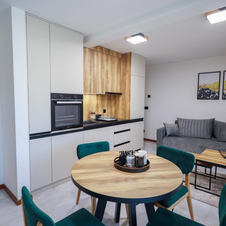 Golden Residence Zlatibor - Three-Bedroom Apartment - 22