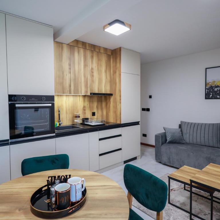 Golden Residence Zlatibor - Three-Bedroom Apartment - 3