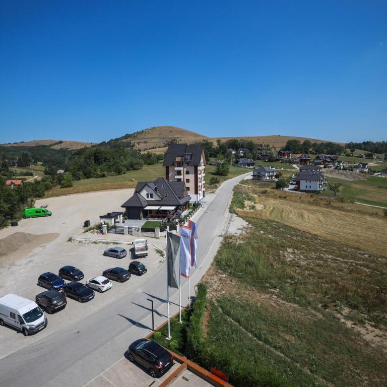 Golden Residence Zlatibor - Three-Bedroom Apartment - 31