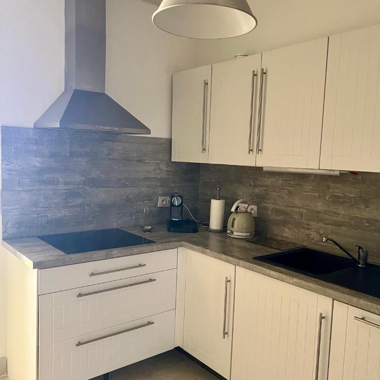 T3 Rez de jardin SANARY CENTRE - Apartment mit 2 Schlafzimmern - 6