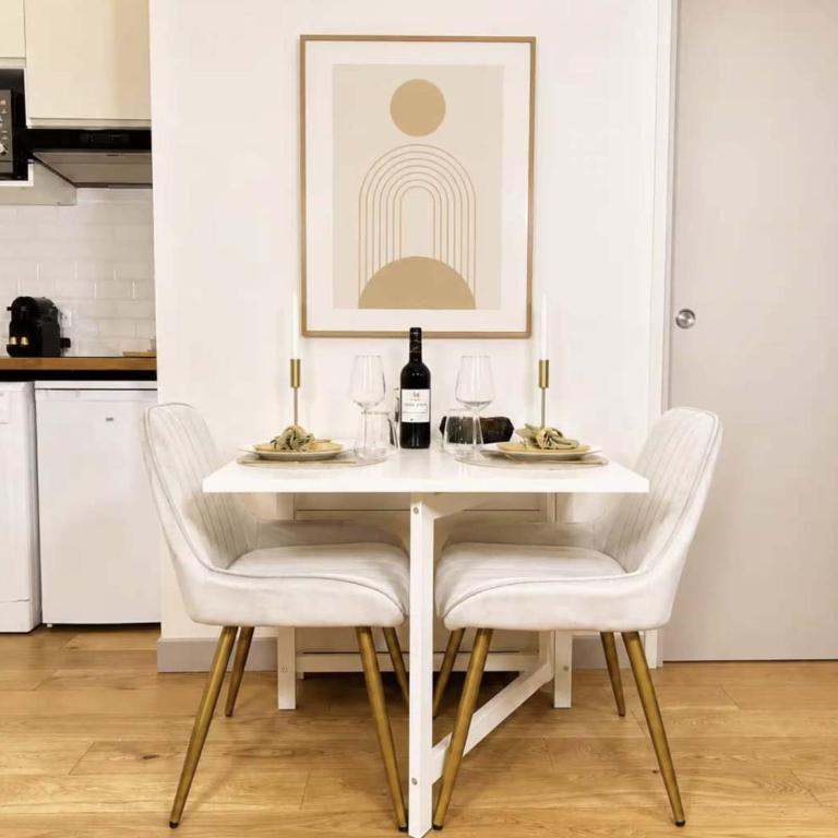 Saint Germain Deluxe Studio by Seine River - Appartement - 2