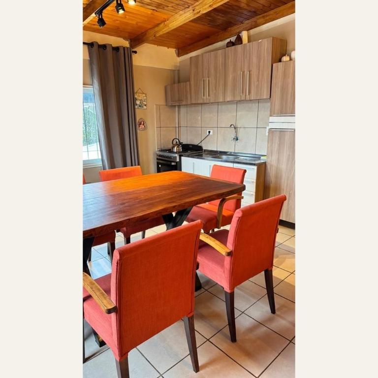 Alojamiento Napoleon - Two-Bedroom Apartment - 7