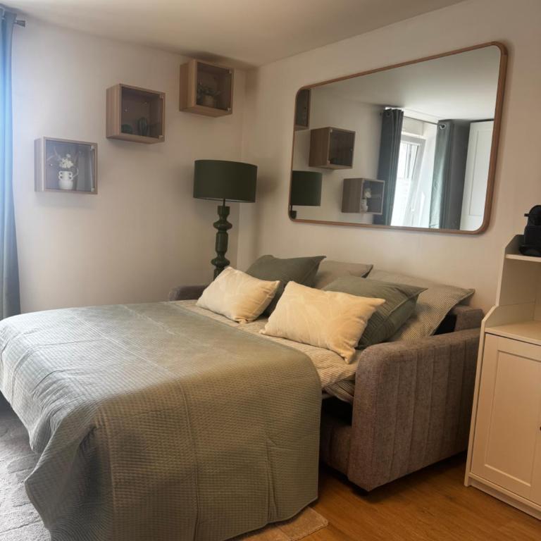 Studio cité de la gastronomie, 5 minutes gare à pied - Apartamento de 1 dormitorio - 7