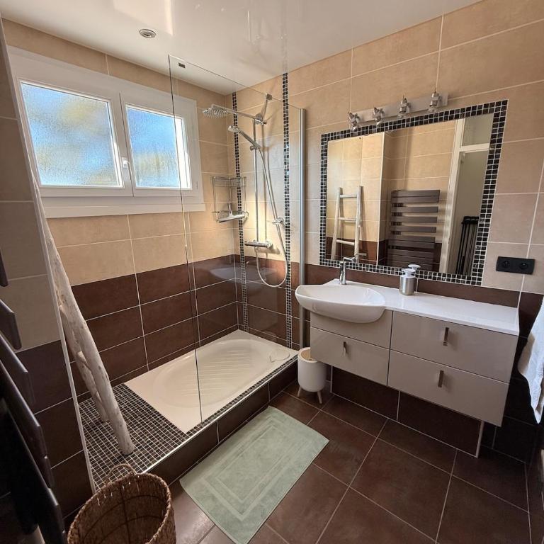 Bel appartement de 75m2 à 150m de la plage - Appartamento con 1 Camera da Letto - 3