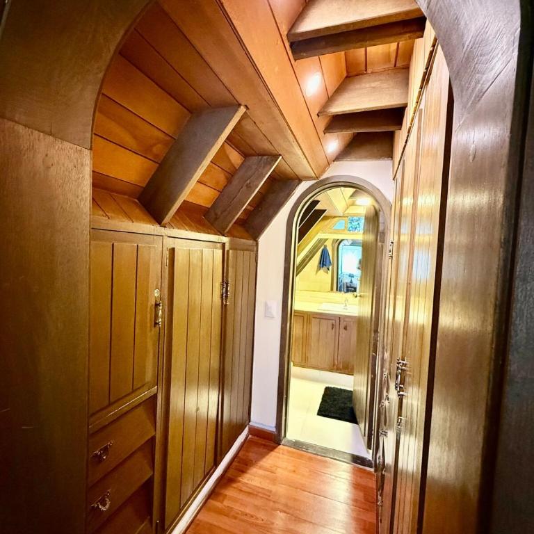 Chalet Suizo - Cinema con BBQ y Gratis Traslado desde Aeropuerto - Five-Bedroom House - 26