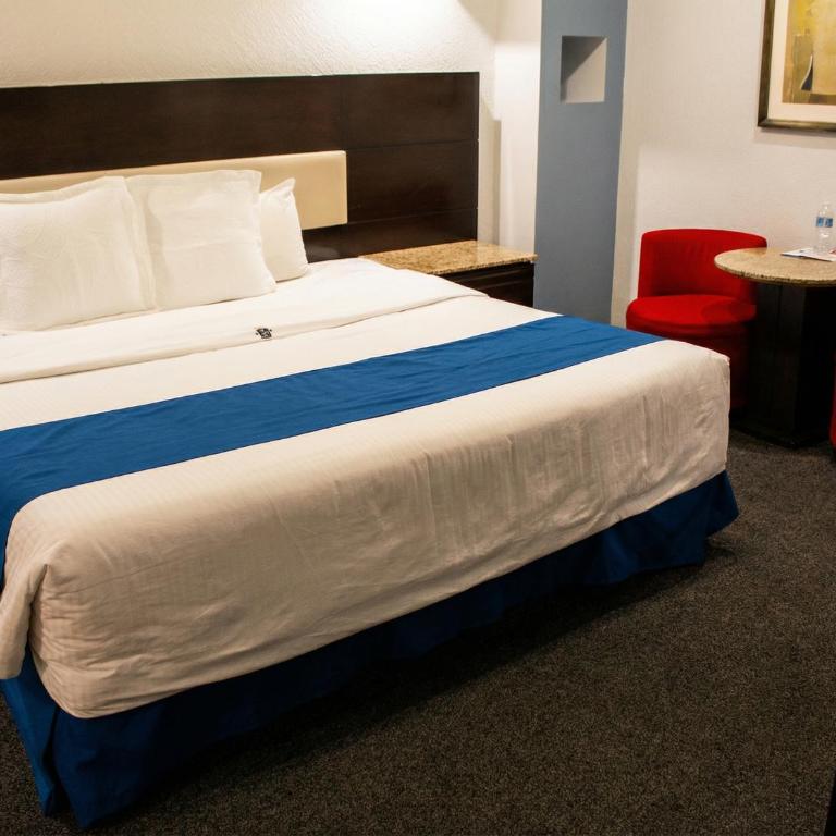Hotel Principado Tijuana Aeropuerto - Habitación Estándar - Cama extragrande - 5