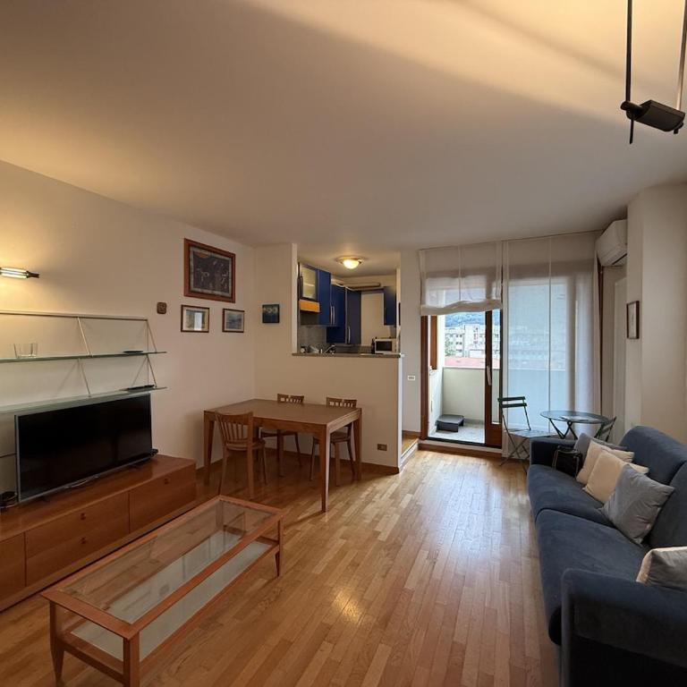 Sunset Light - Downtown Como - One-Bedroom Apartment - 1