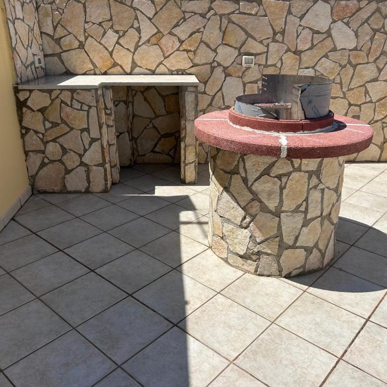 La Casetta di Josh - Two-Bedroom House - 11